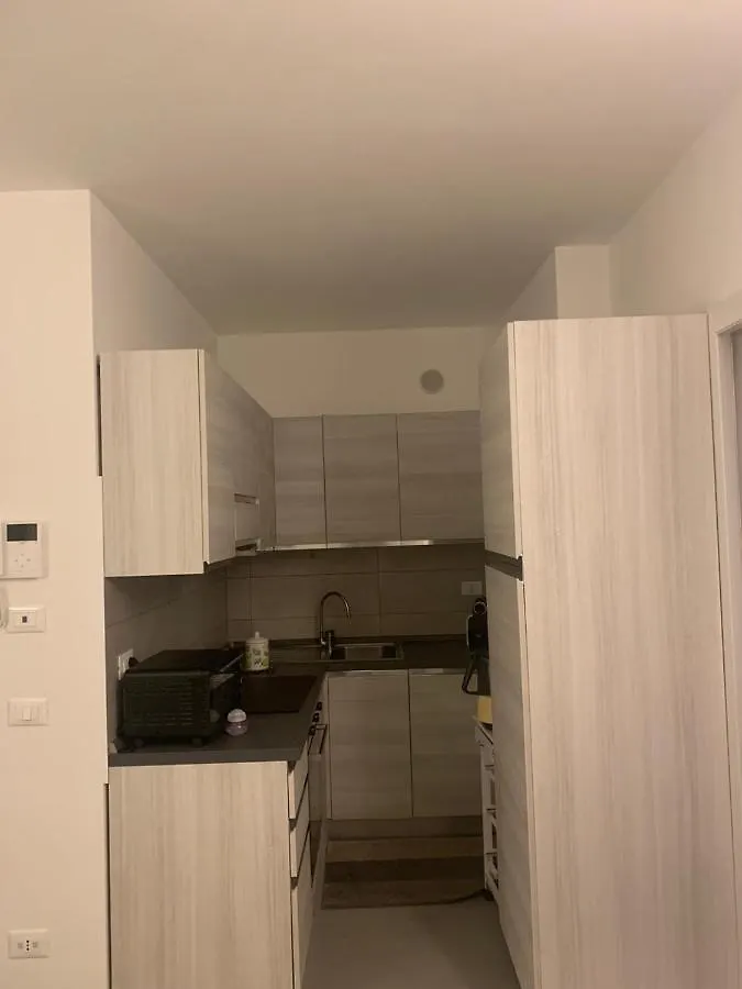 Come In Hotel Ma A Casa Tua Milánó Apartman