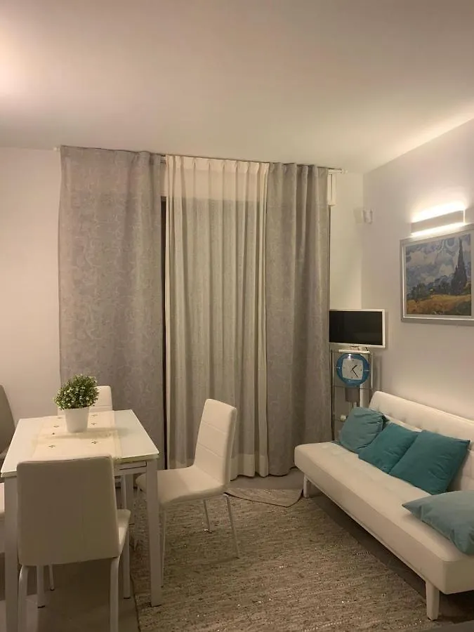 Apartment Come In Hotel Ma A Casa Tua Milan